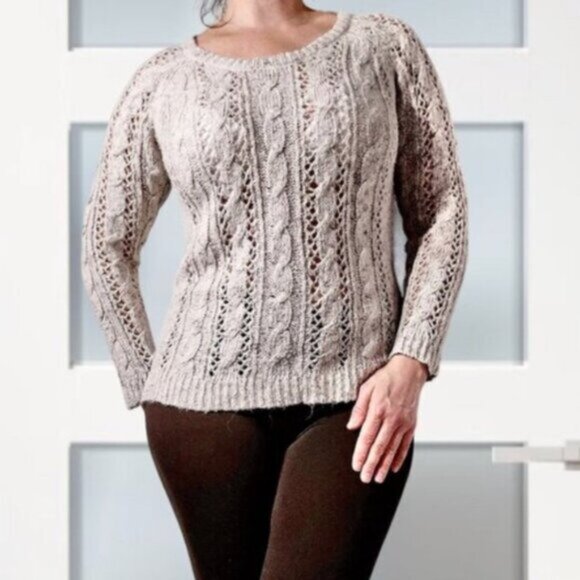 Pink Rose Equestrian style Loose Knit Patch Sweater- Size Small - Picture 6 of 14